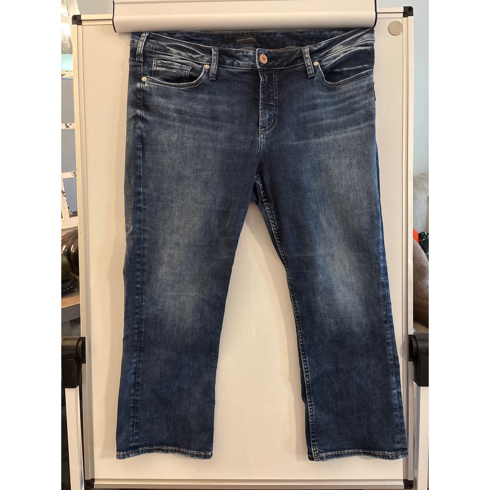 Silver‎ Jeans women's size 16/ L22.5 blue bootcut